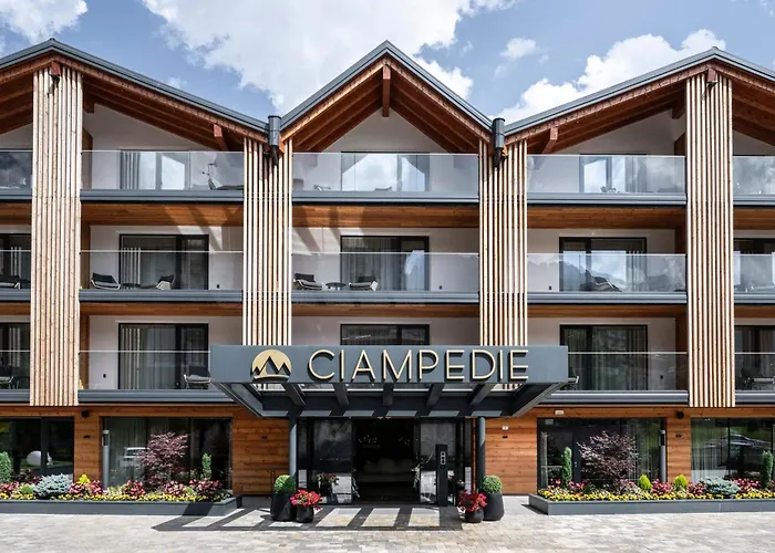 Ciampedie Luxury Alpine Spa Hotel Vigo di Fassa